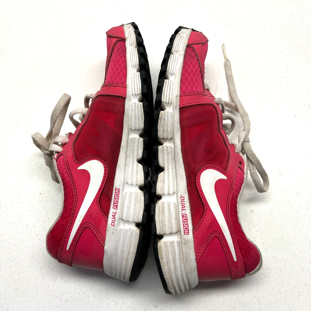 Nike Girls Atheletic Shoes size 3.5Y Dual Fushia 456970